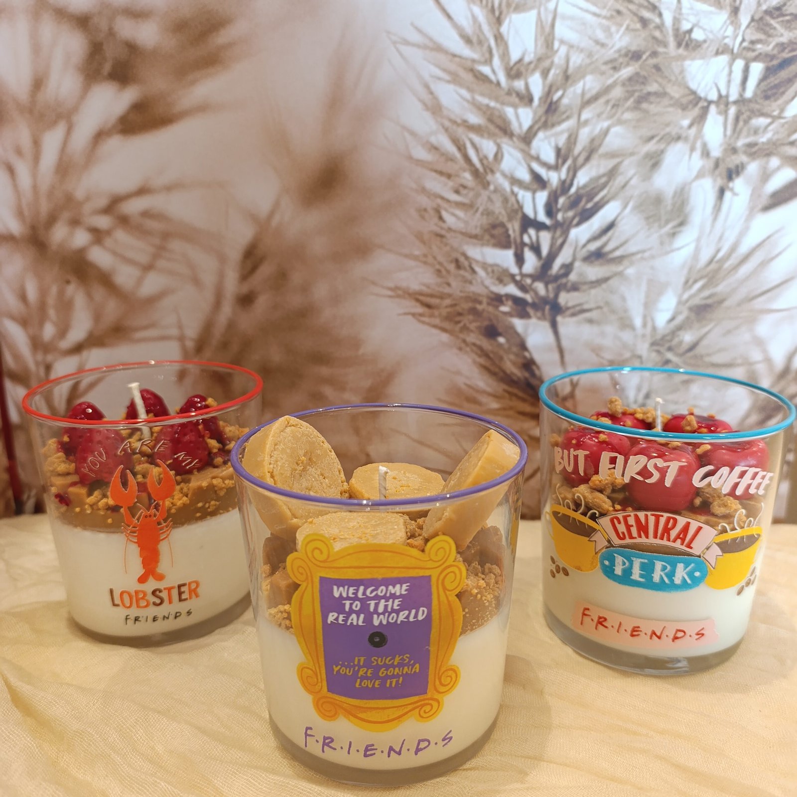 1000005982 F R I E N D S - Image 1