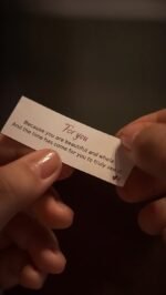 Lovetreat / Σ' αγαπάω - Image 4